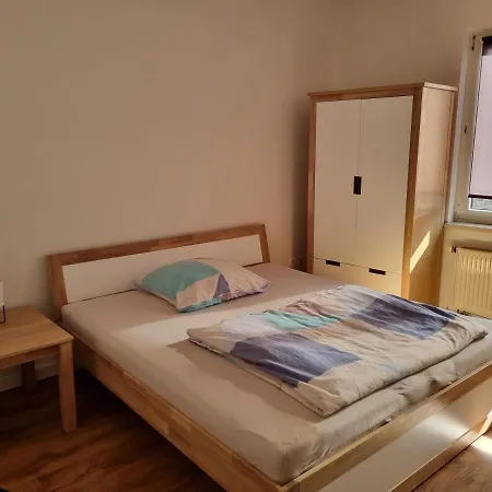 Macfewo - Komplette Im Stadtkern Von アパート *